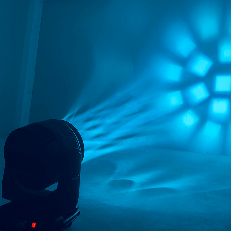 高亮度派对表演 19*60W Led 变焦染色蜂眼摇头 Dmx DJ 灯光 Rgbw 信息旋转染色舞台灯