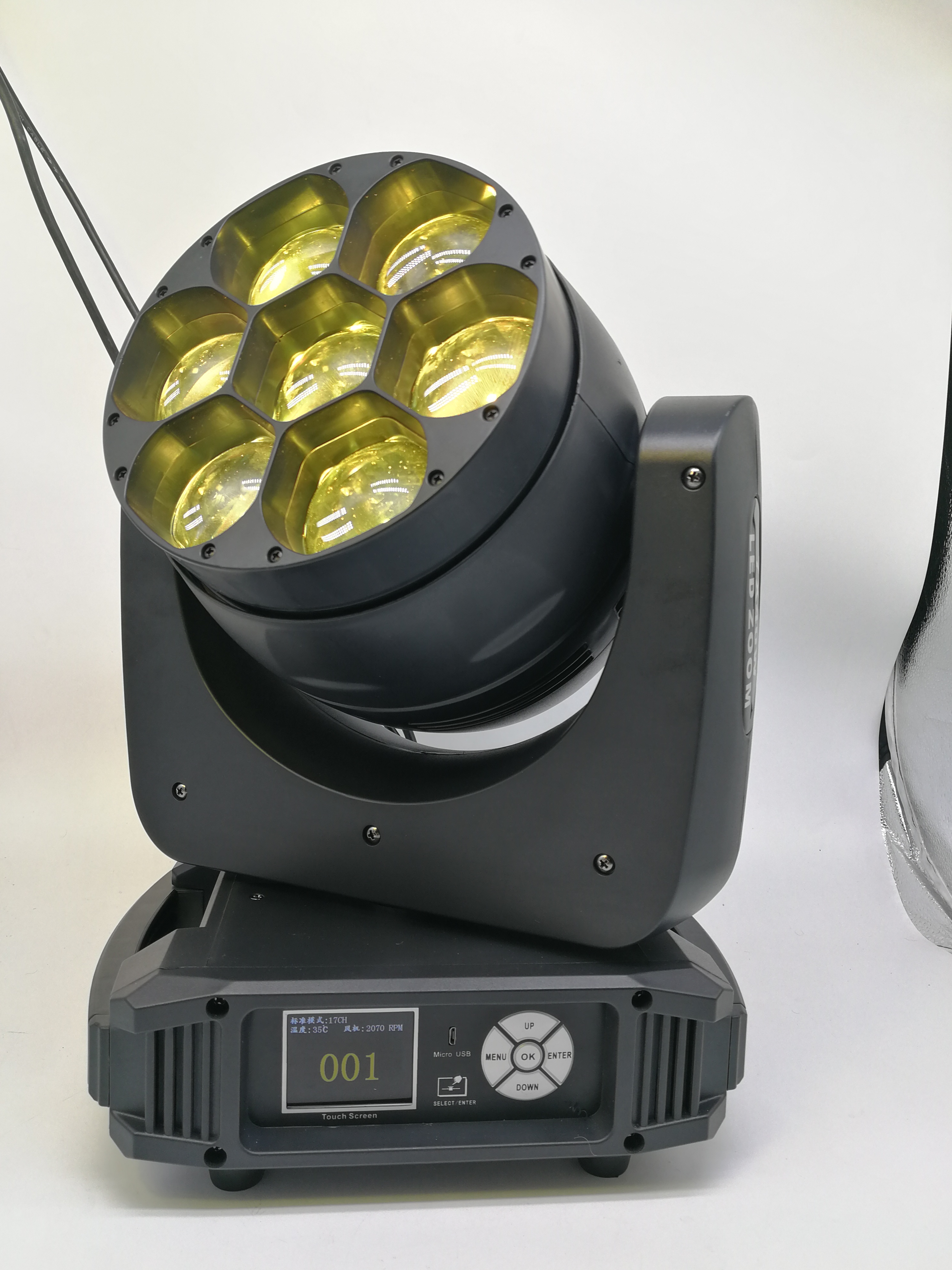 厂家直销 7*40W LED 变焦摇头灯 4 合 1 RGBW 摇头灯 摇头舞台灯