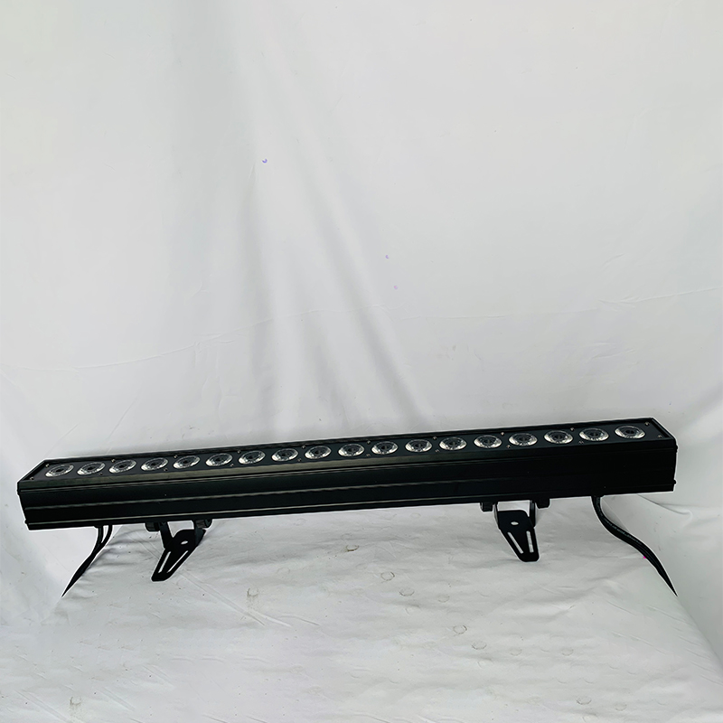 廉价中国工厂 18 * 10W 点控洗墙灯 带音频插头 全彩舞台灯 LED 洗墙灯