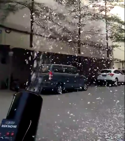 厂家直销 雪花特效机 2000W立式雪花机 舞台特效机