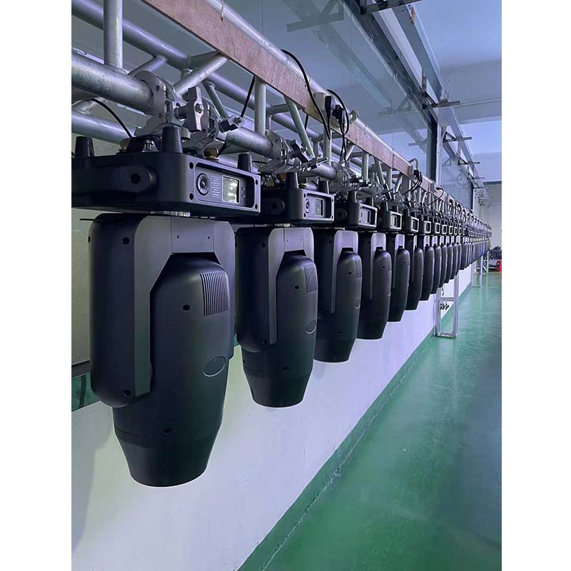 舞台灯光 400W LED 摇头聚光灯 CMY 颜色 3 合 1 bsw 光束摇头灯